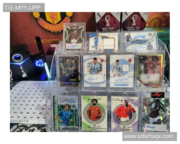 横版足球球星卡收藏热潮揭秘独特设计与市场价值分析 横版足球球星卡收藏热潮揭秘独特设计与市场价值分析