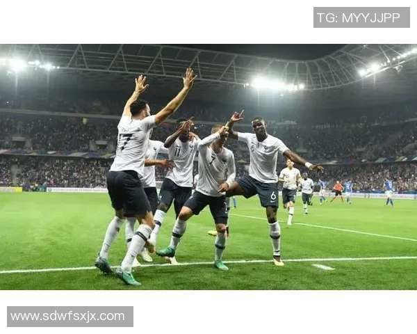 足球球星联盟：集结全球顶级球员，共同缔造足球历史的新篇章