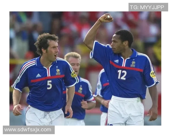 全球最顶级足球巨星盘点 他们的身高与力量成就了无与伦比的辉煌 全球最顶级足球巨星盘点 他们的身高与力量成就了无与伦比的辉煌